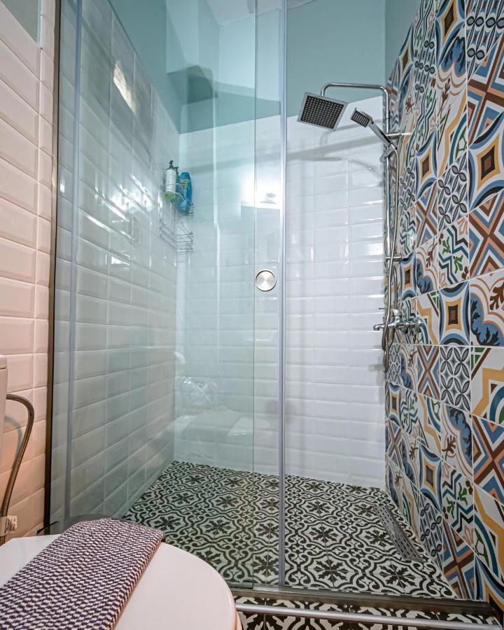 One Salonica Deluxe Apartment 2 ภายนอก รูปภาพ